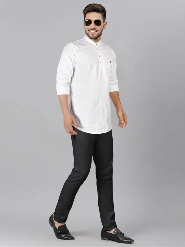 Effortless_Elegance_Kurta