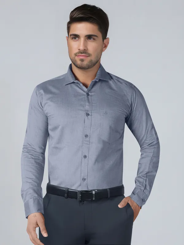 Durable_Oxford_Shirt