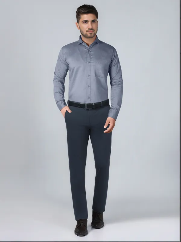 Durable_Oxford_Shirt