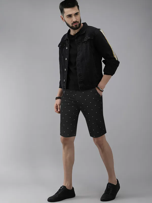 The_Modern_Explorer