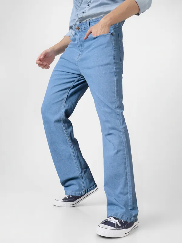 Men's_Bootcut_Fit_Jeans_For_Men