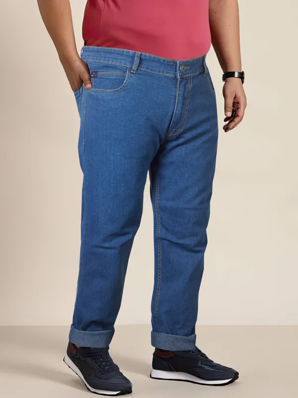 Effortless_Style,_Plus_Size_Perfection:_Plus_Size_Jeans