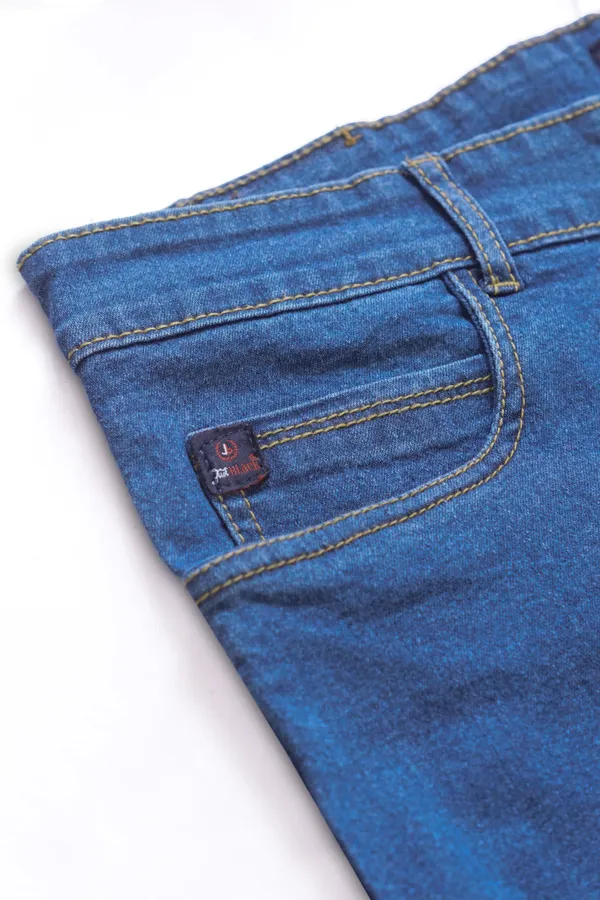 Effortless_Style,_Plus_Size_Perfection:_Plus_Size_Jeans