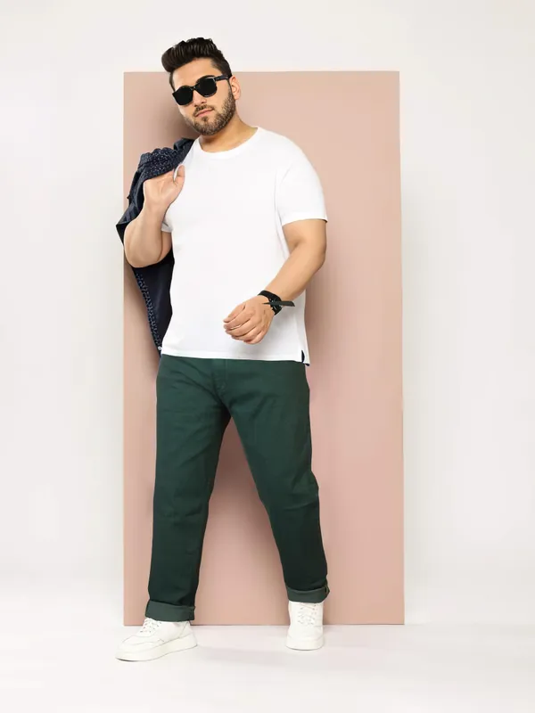 Beyond_Boundaries:_Plus_Size_Jeans