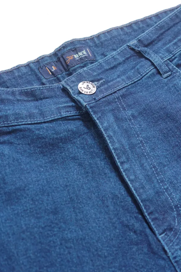 Find_Your_Fit,_Flaunt_Your_Curves:_Plus_Size_Jeans