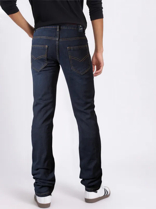 Men's_Relaxed_Fit_Jeans_For_Men
