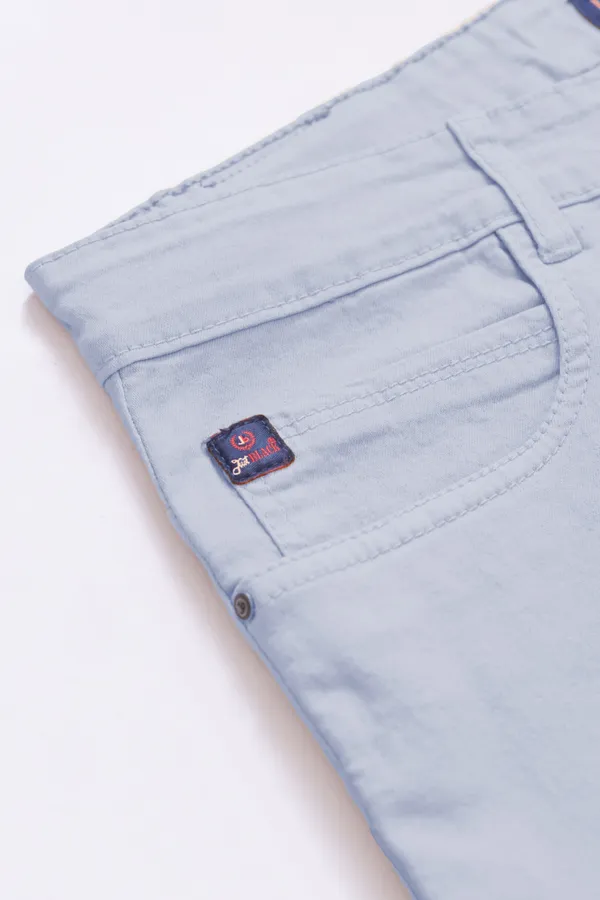 Embrace_Your_Shape:_Plus_Size_Jeans_That_Fit