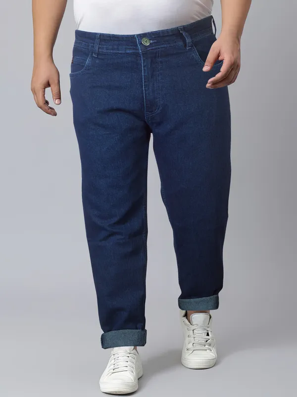 The_Plus_Size_Revolution:_Jeans_That_Empower
