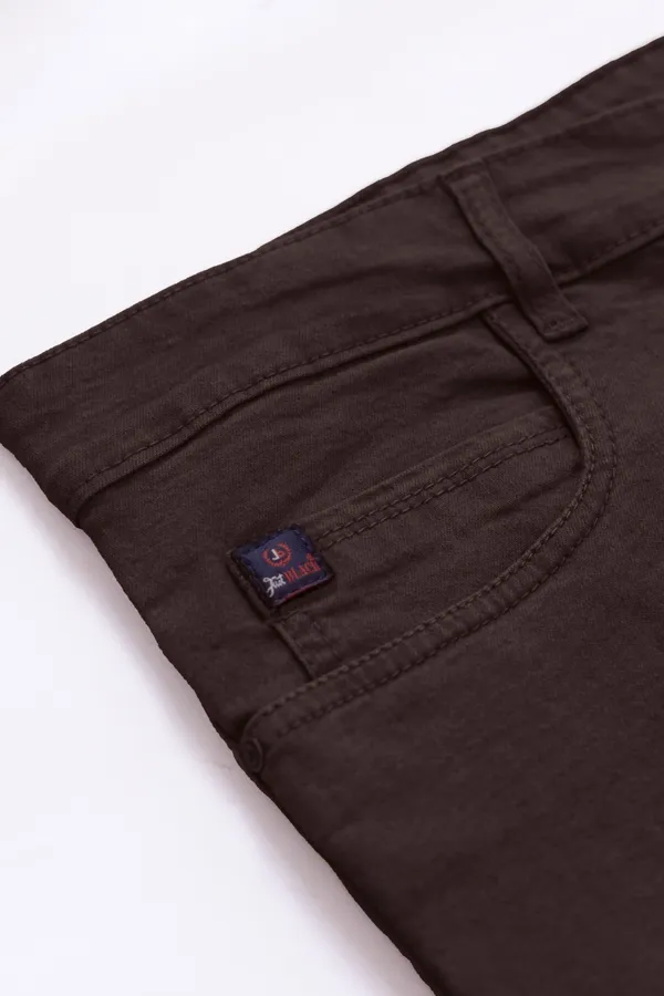 Designed_to_Wow:_Plus_Size_Jeans