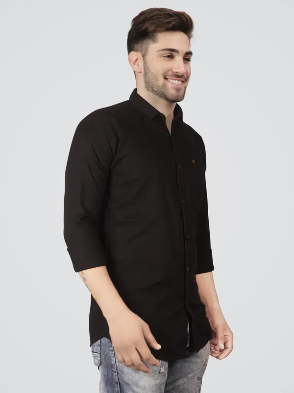 Men's_linen_shirts_by_Just_black
