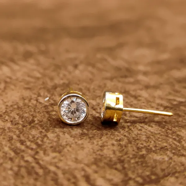 American_Diamond_Mangalsutra_Set_|_Delicate_Gold-Plated_Pendant_&_Stud_Earrings