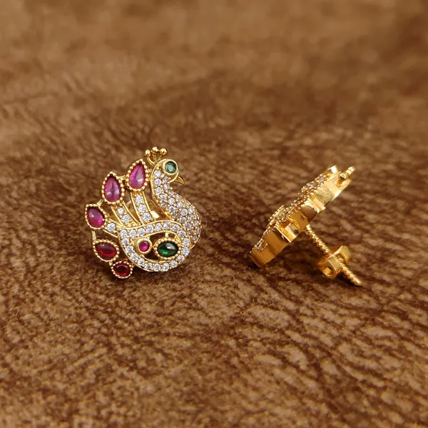 DIAMOND_PATTERN_MULTICOLOUR_PEACOCK_SCREW_BACK_STUDS