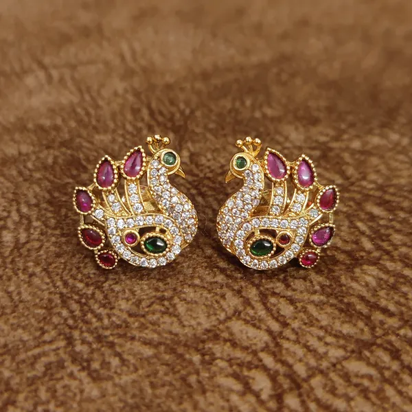 DIAMOND_PATTERN_MULTICOLOUR_PEACOCK_SCREW_BACK_STUDS