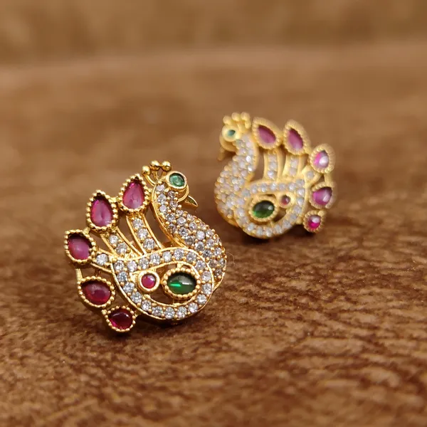 DIAMOND_PATTERN_MULTICOLOUR_PEACOCK_SCREW_BACK_STUDS