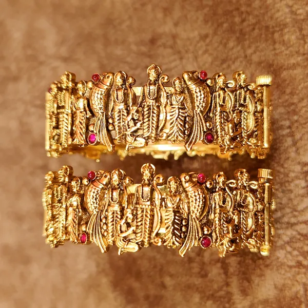 GOLD_LOOK_ALIKE_TRADITIONAL_RAM_SITA_OPENABLE_BANGLES