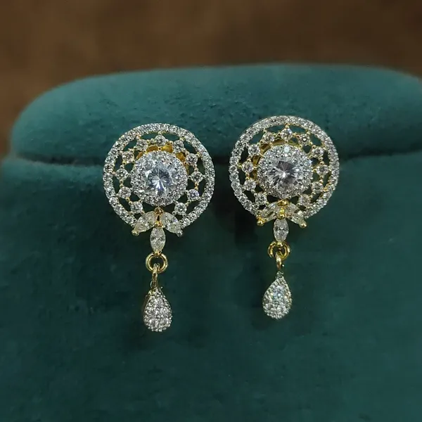 Grand_CZ_Solitaire_Look_Designer_Mangalsutra_Set