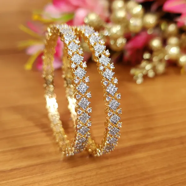 INTRICATE_DIAMOND_PATTERN_CZ_GOLD_PLATED_BANGLES