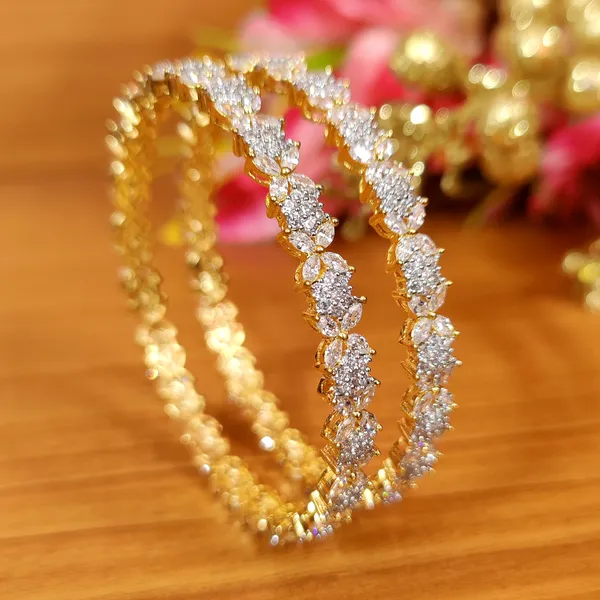 MARQUESE_DIAMOND_LOOK_GOLD_PLATED_BANGLES