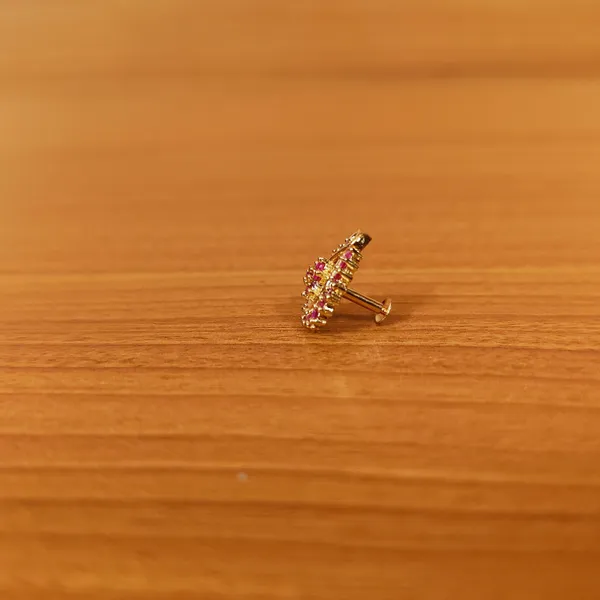 Red_Pear_Shape_Gold_Plated_Nose_Pin