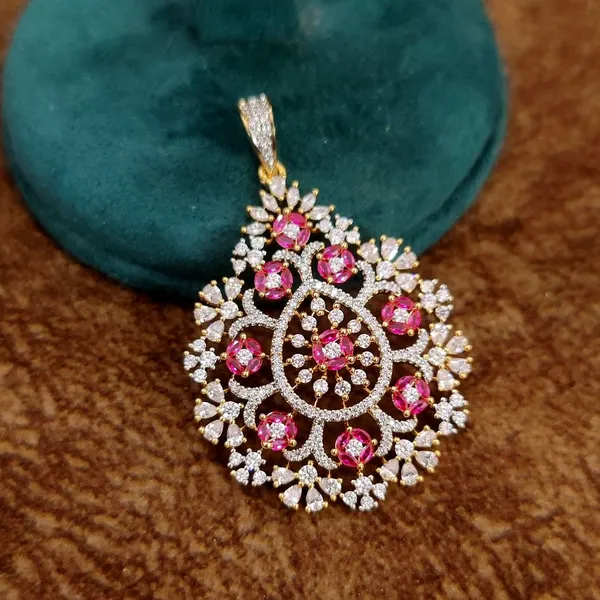 Royal_Pink_Zircon_Floral_Halo_Pendant_Set
