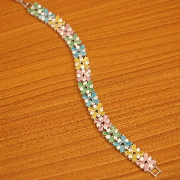 SEMI_PRECIOUS_MULTICOLOUR_SILVER_PLATED_CHAIN_BRACELT