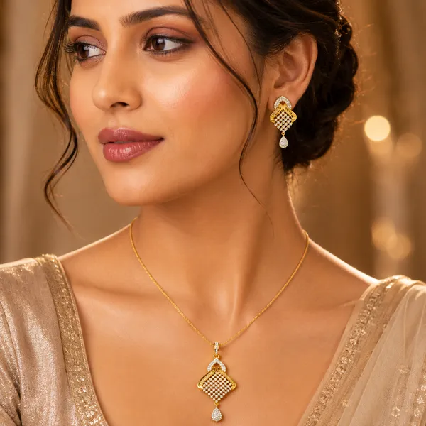 Diamond_Look_Zircon_Studded_Pendant_and_earrings_Set_With_Chain