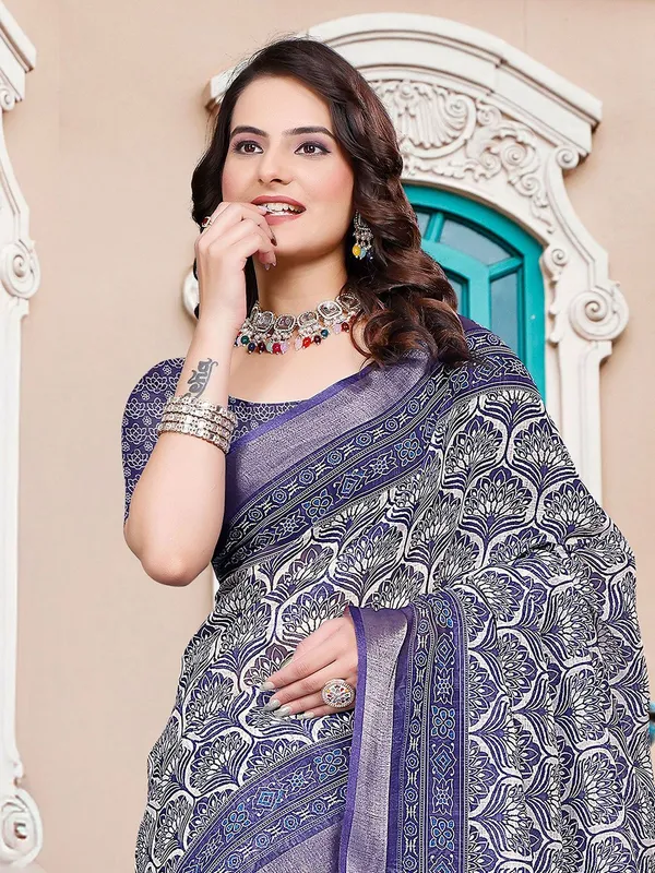 Blue_Linen_Digital_Print_Sari_With_Unstitched_Blouse_Piece