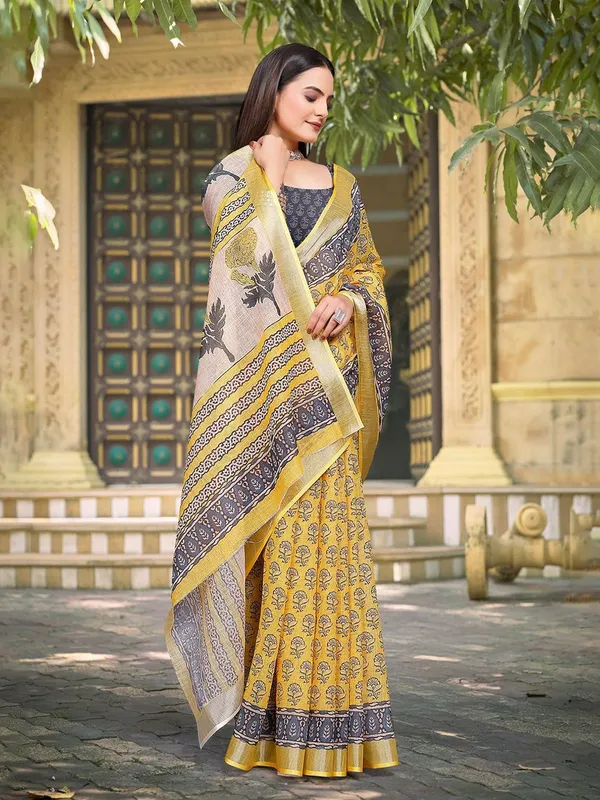 Yellow_Linen_Digital_Print_Saree_With__Unstitched_Blouse_Piece