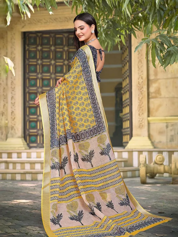 Yellow_Linen_Digital_Print_Saree_With__Unstitched_Blouse_Piece