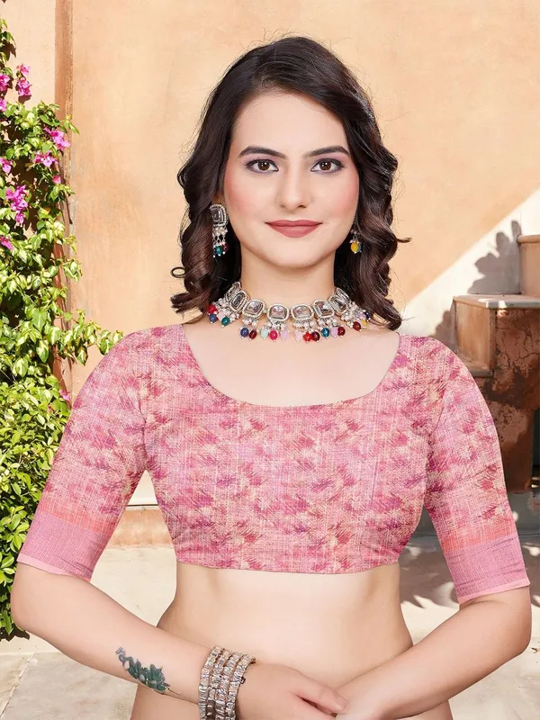 White_Linen_Digital_Print_Saree_With_Unstitched_Blouse_Piece