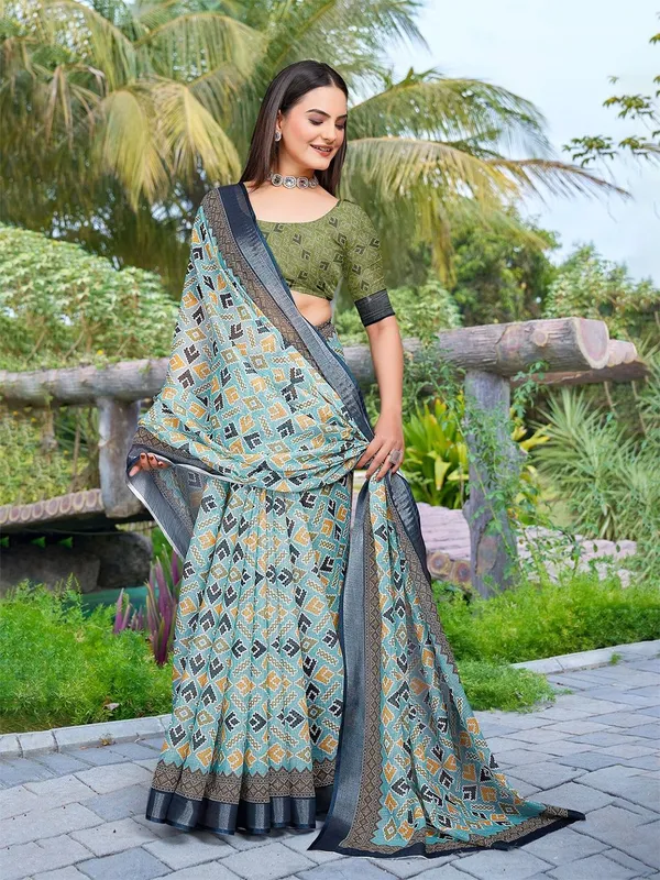 Green_Linen_Digital_Print_Sari_With_Unstitched_Blouse_Piece