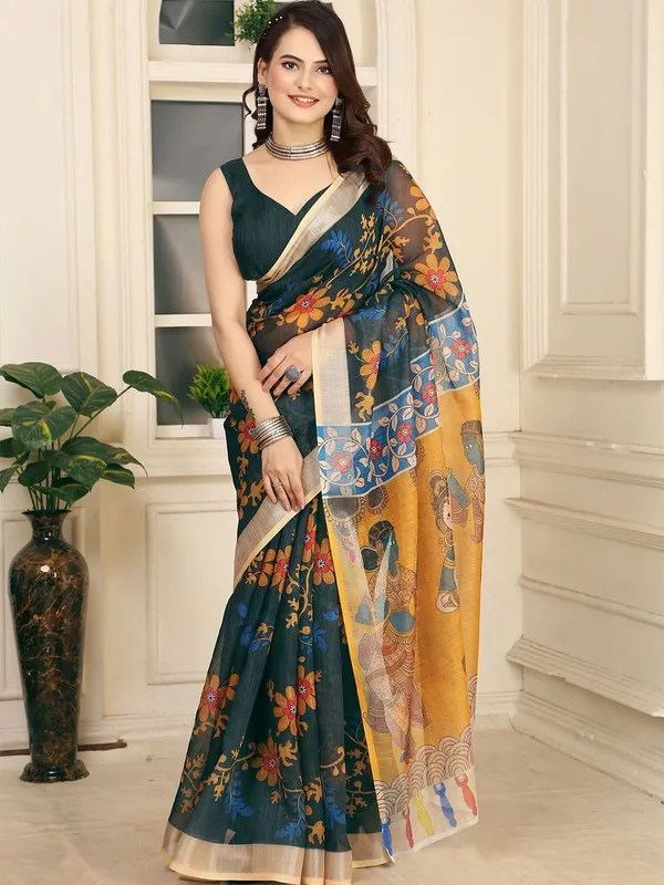 Black__Linen_Digital_Print_Sari_With_Unstitched_Blouse_Piece