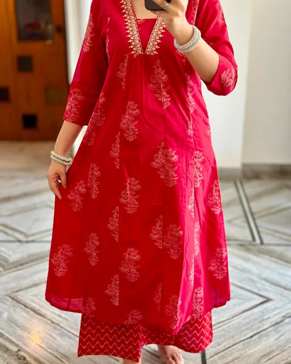 Red_Cotton_printed_Kurta_Pant_with_Dupatta_for_women