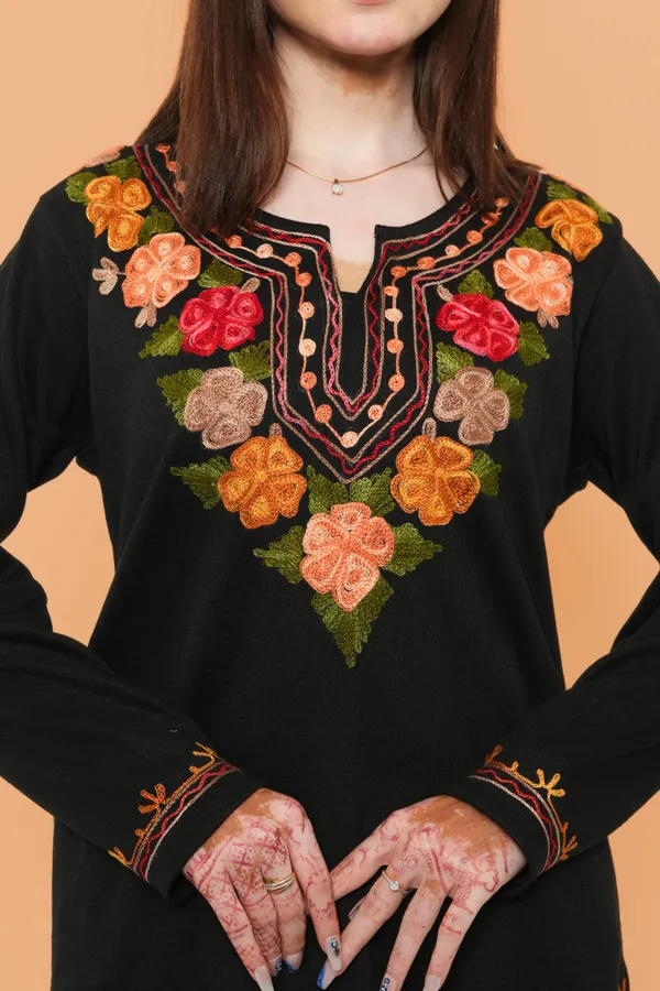 MHIZHA_Woolen_Knitted_Kurta_with_Kashmiri_Embroidery_&_Pockets_(Only_Kurta)