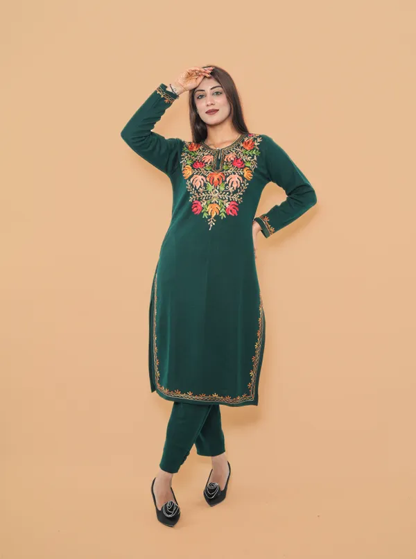 MHIZHA_Woolen_Knitted_Kurta_with_Kashmiri_Embroidery_&_Pockets_(Only_Kurta)