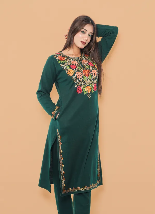 MHIZHA_Woolen_Knitted_Kurta_with_Kashmiri_Embroidery_&_Pockets_(Only_Kurta)