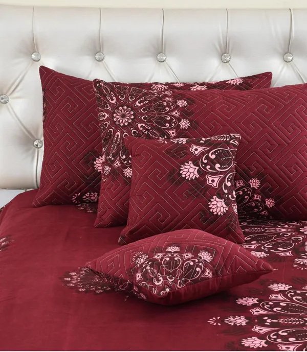 Premium_5-Piece_Cotton_Bedding_Set:_Includes_1_Flat_Bedsheet,_2_Quilted_Zipped_Pillow_Covers,_2_Quilted_Cushion_Covers,_and_2_Cushion_Fillers