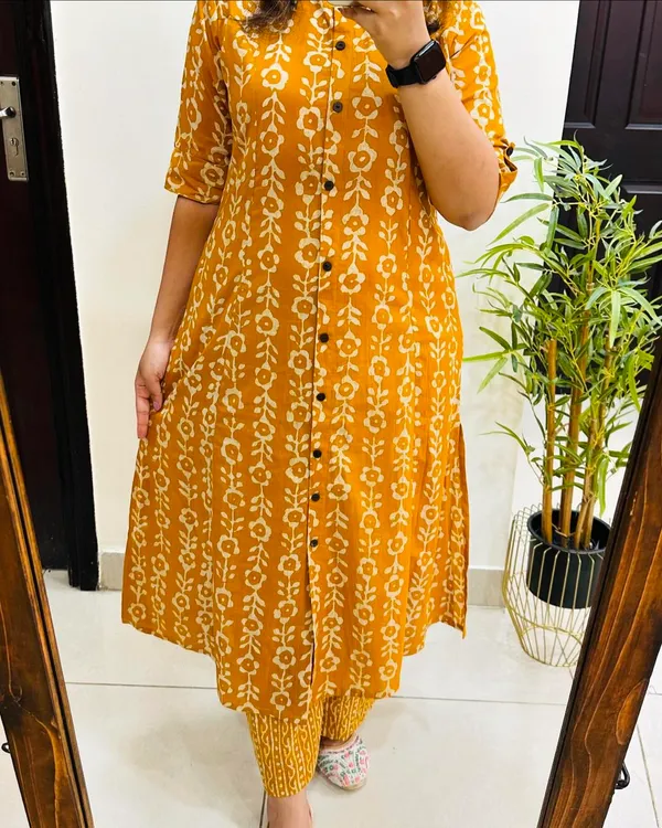 Yellow_Mandala_Cotton_Kurta_And_Pant_Raksha_Bandhan_Co-Ord_Set_for_Women