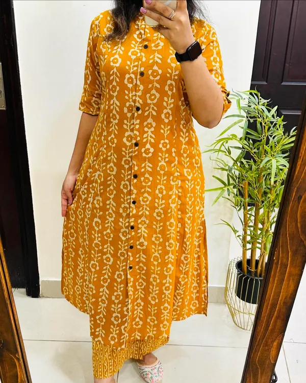 Yellow_Mandala_Cotton_Kurta_And_Pant_Raksha_Bandhan_Co-Ord_Set_for_Women