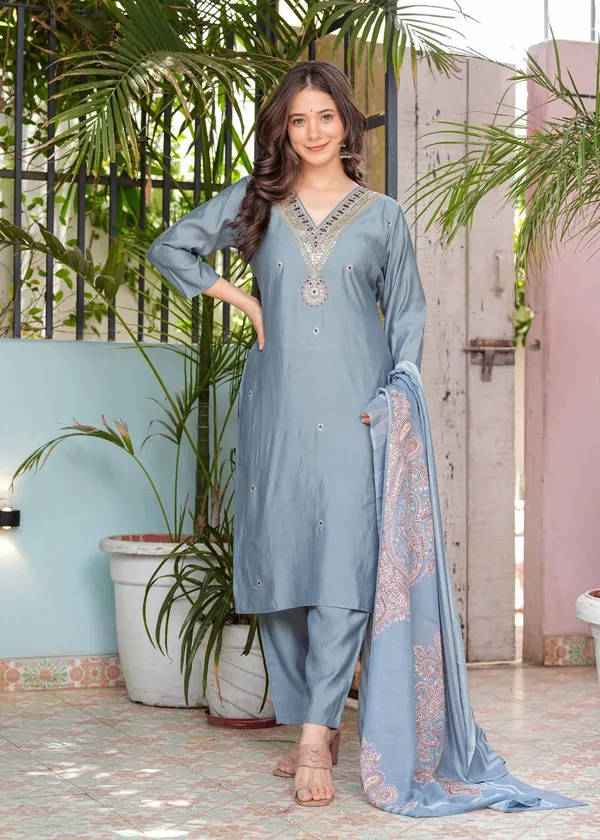 Grey_Cotton_Regular_Fit_Solid_Silk_Kurta_Pant_And_Dupatta_Set_For_Women