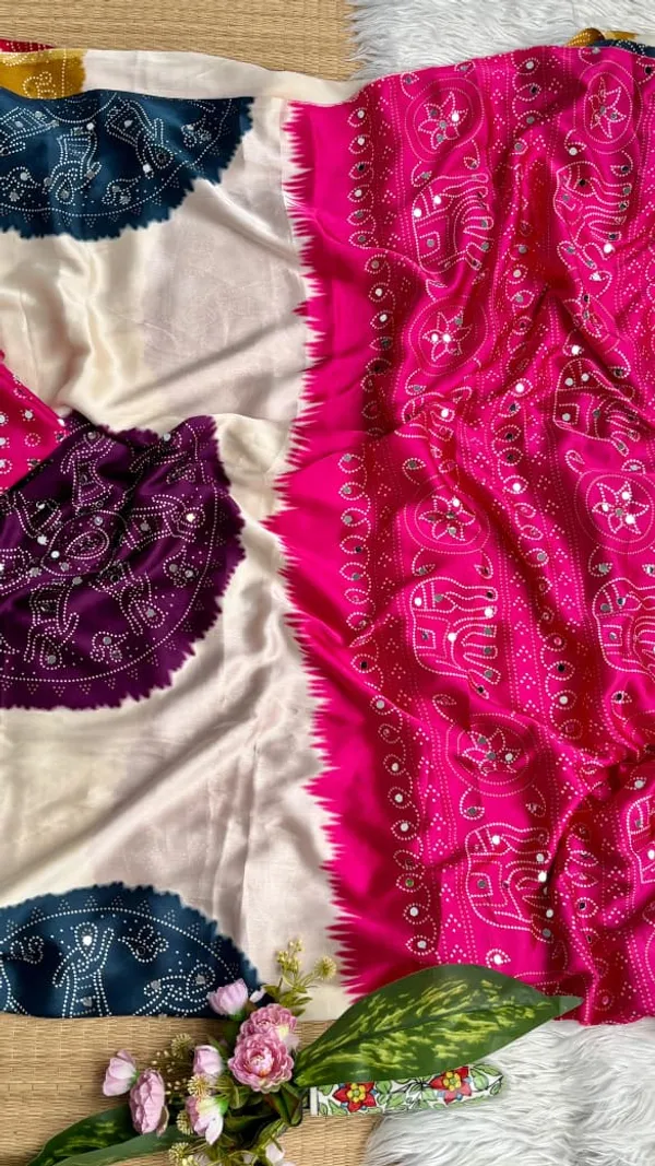 Rani_Ajarakh_Print_Mirror_Work_Saree