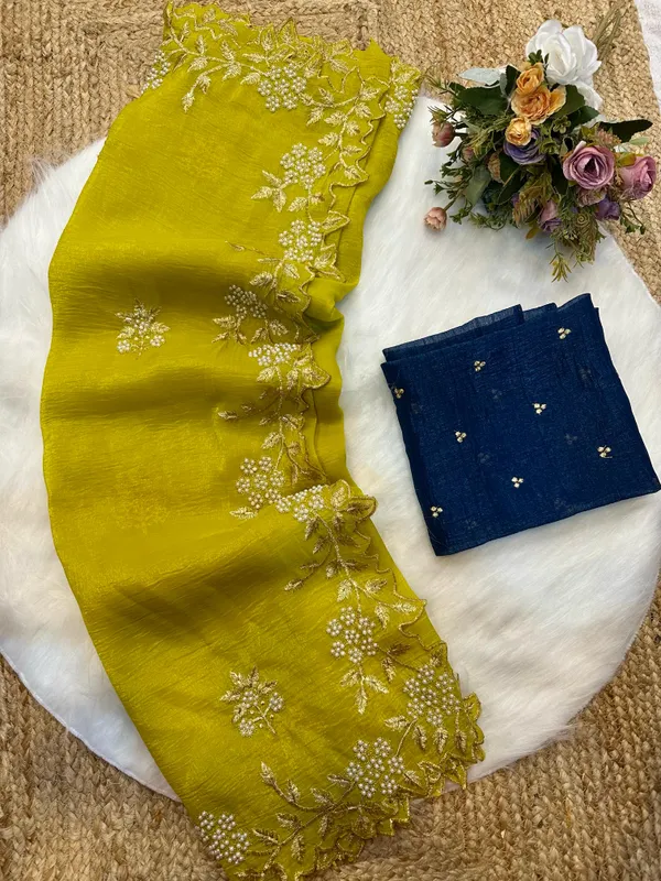Perot_Crush_Silk_Moti_Embroidered_Saree