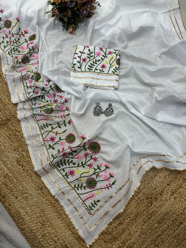 White_Lilen_Silk_Embroidered_Designer_Saree