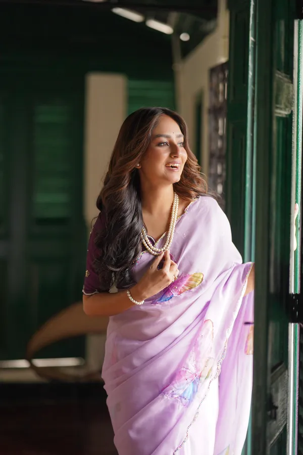 Purple_Butterfly_Handwork_Organza_Saree
