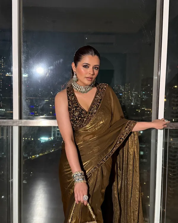 Dark_Mustard_Classic_Marodi_Embroidered_Saree
