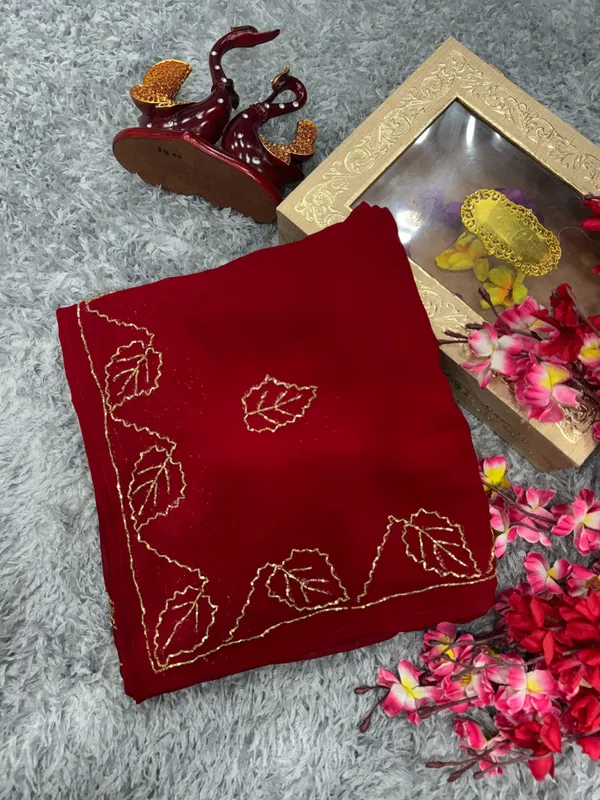 Red_Blooming_Silk_Handwork_Designer_Saree
