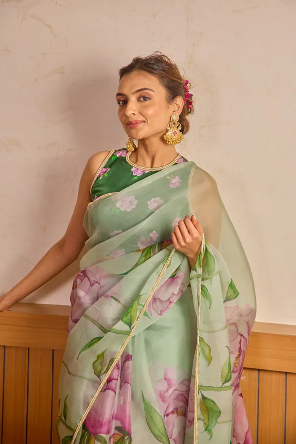 Green_Organza_Motiwork_Embroidered_Saree