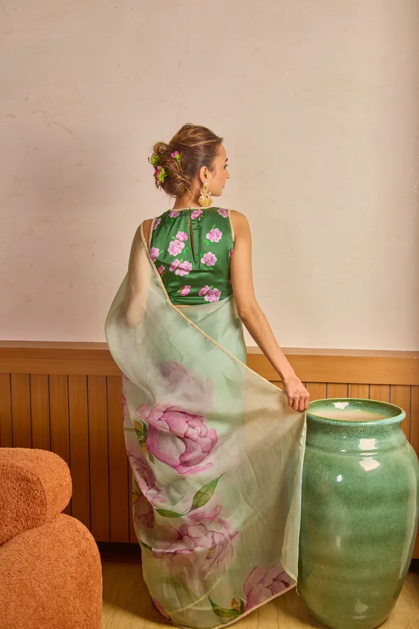 Green_Organza_Motiwork_Embroidered_Saree