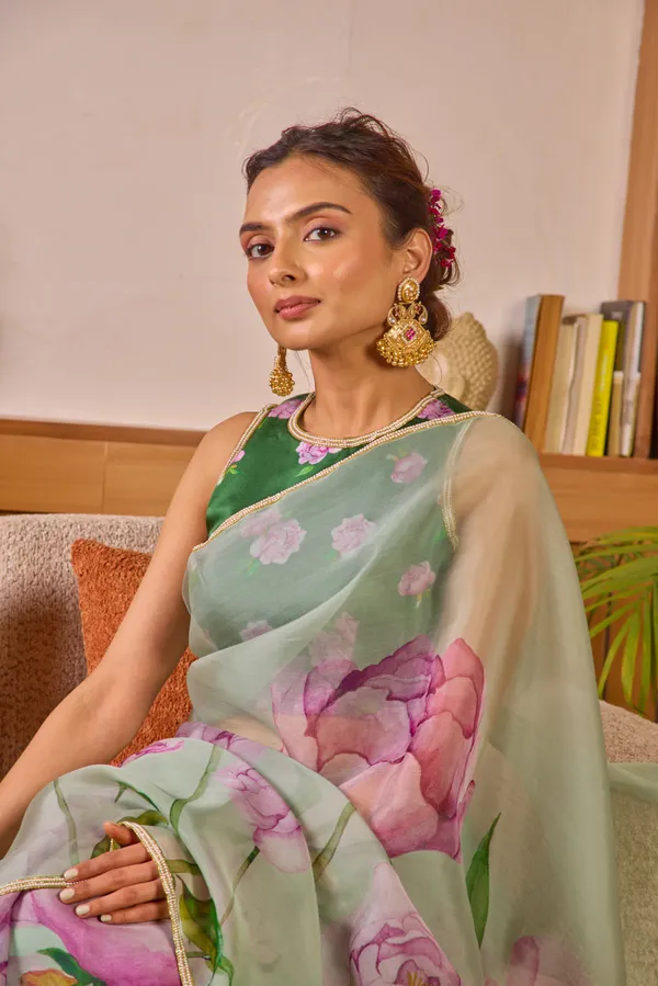 Green_Organza_Motiwork_Embroidered_Saree