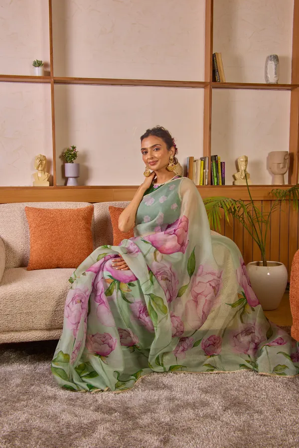 Green_Organza_Motiwork_Embroidered_Saree